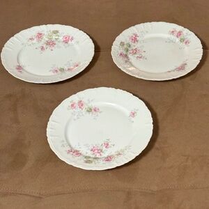 Habsburg  Fine China Scalloped Rim 8.5” Floral Design Dinner Plate - Set of (3)
